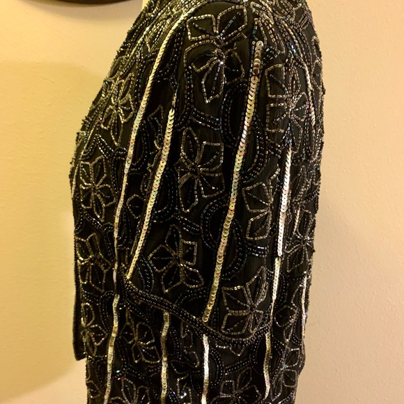 LN PAPELL BOUTIQUE BEADED & SEQUINED EVENING JACKET. SHELL 100% SILK. - Picture 4 of 8